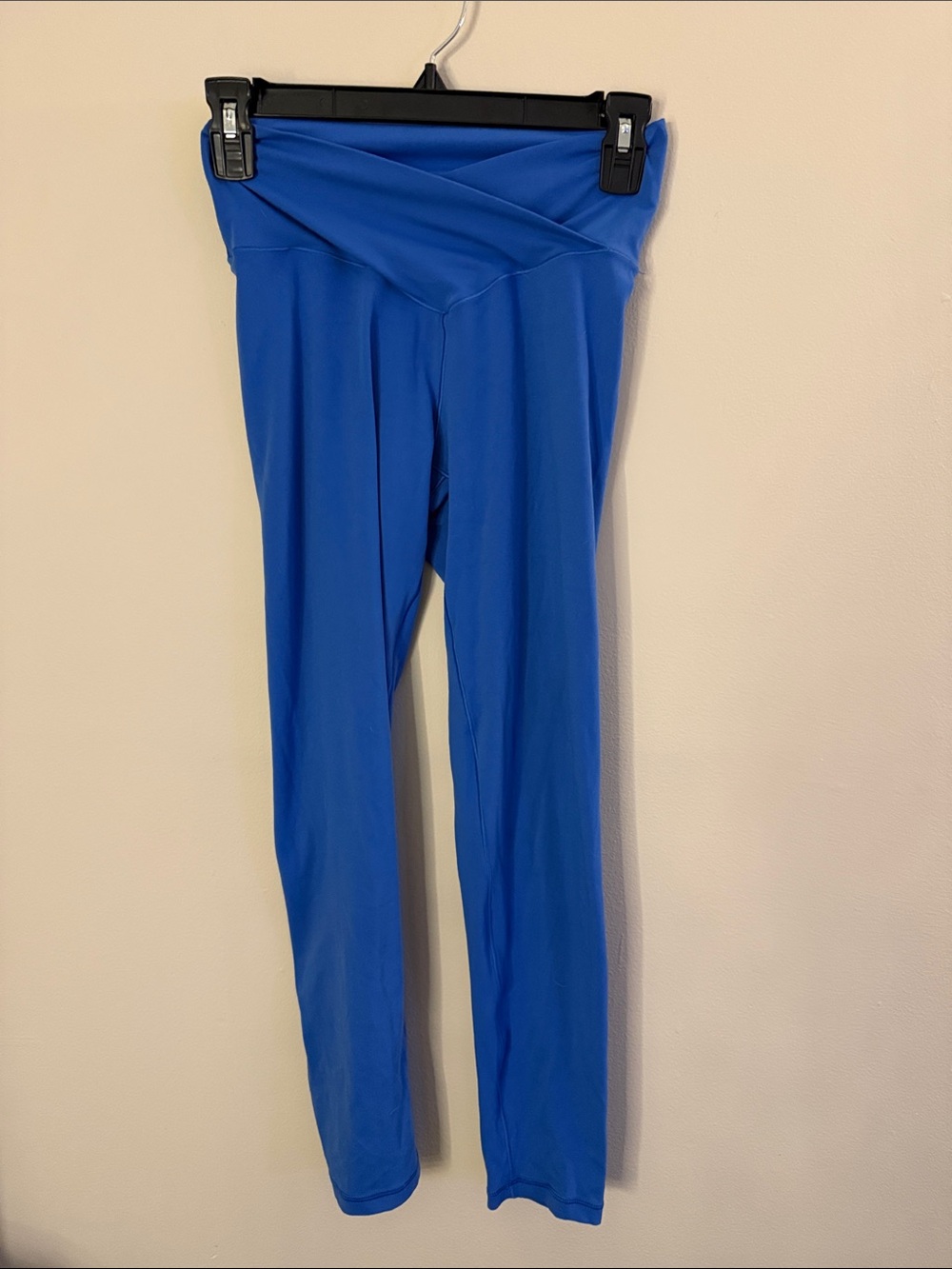 aerie Crossover-Waist Leggings in Bright Blue